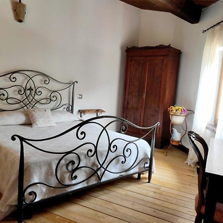 B&B I Martelli Trevi Bagian luar foto