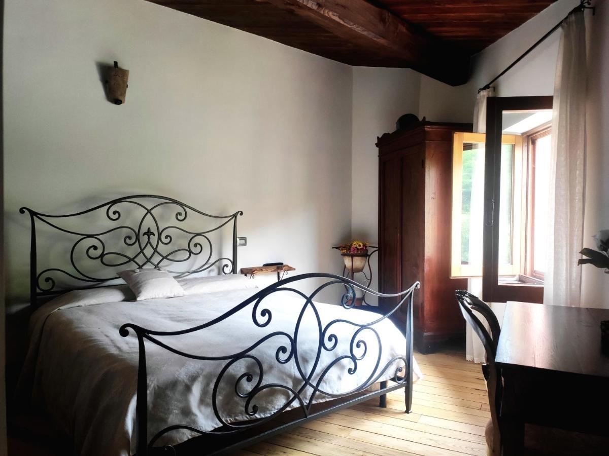 B&B I Martelli Trevi Bagian luar foto