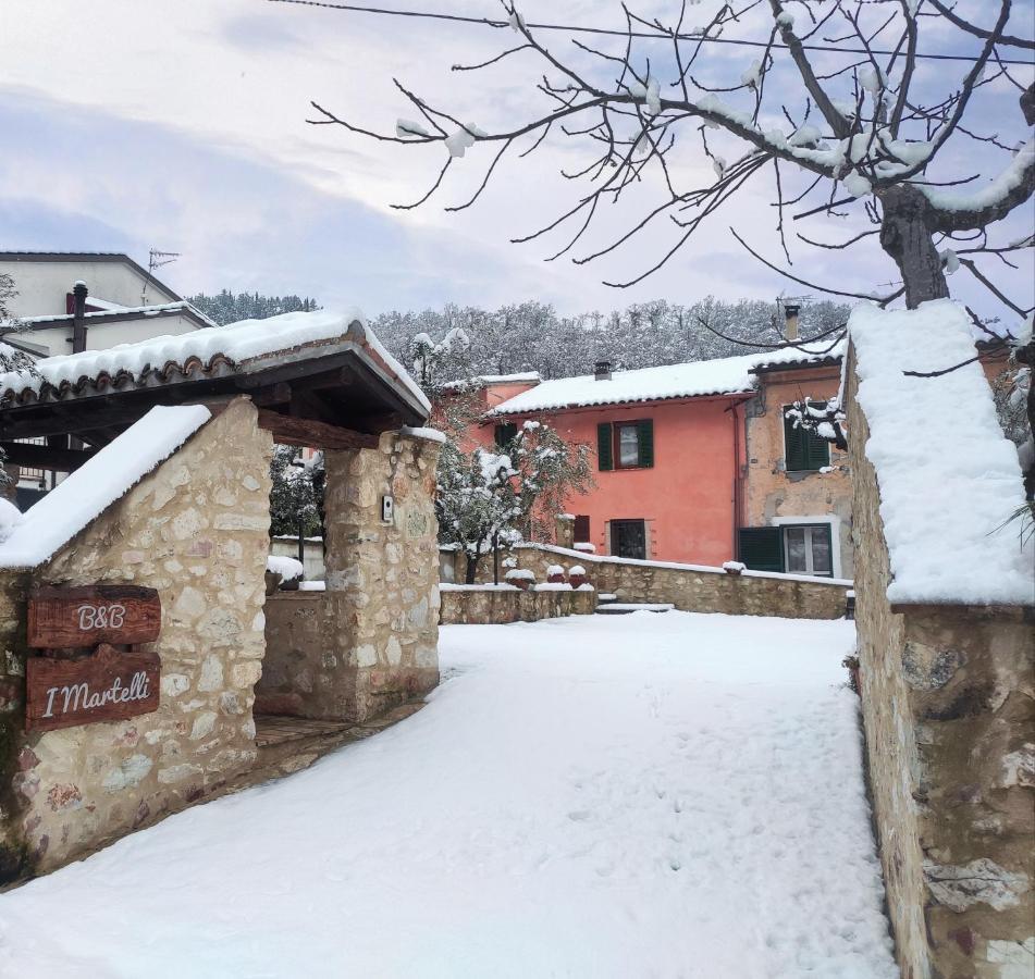 B&B I Martelli Trevi Bagian luar foto